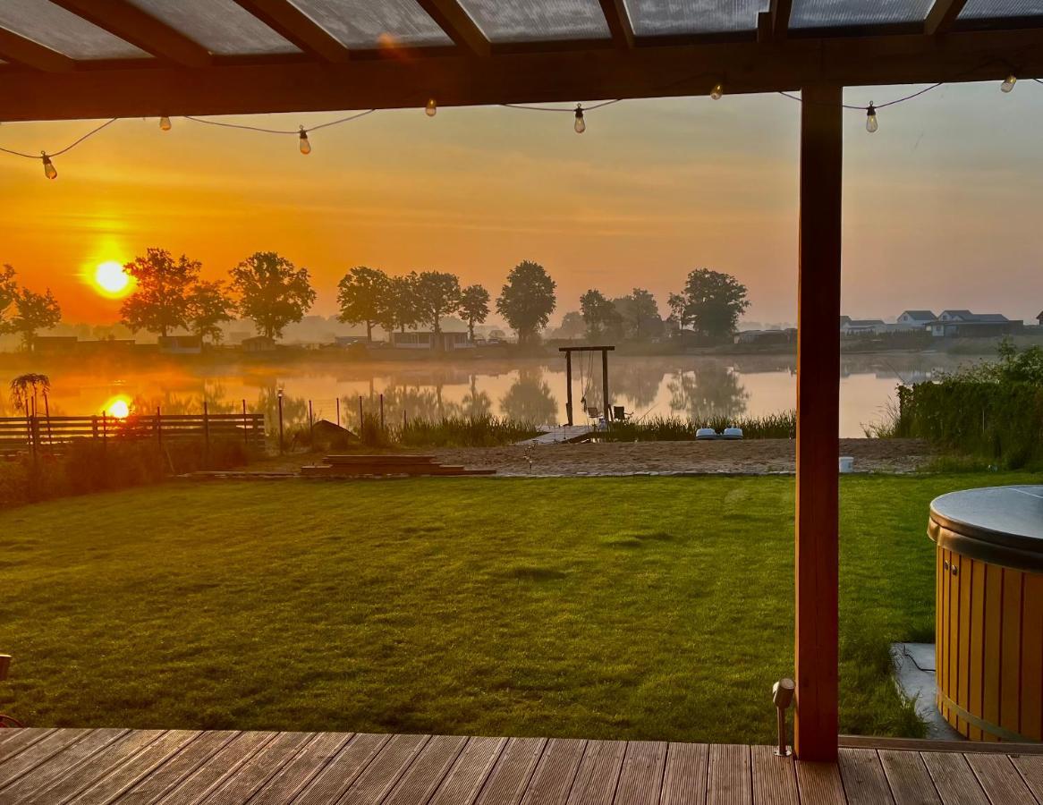 Relax House Nad Jeziorem Z Goraca Balia Villa Bieniowice Eksteriør bilde