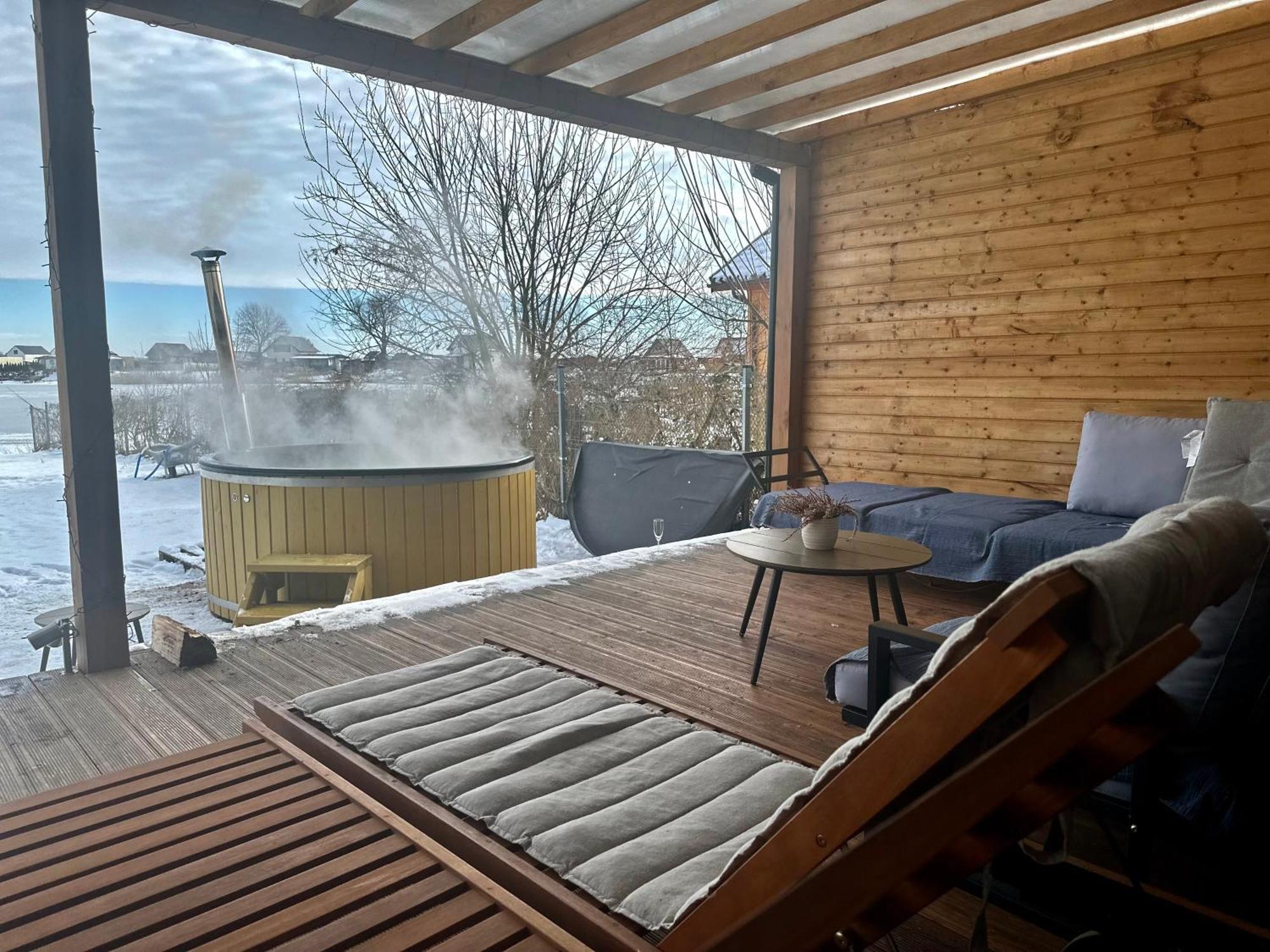 Relax House Nad Jeziorem Z Goraca Balia Villa Bieniowice Eksteriør bilde